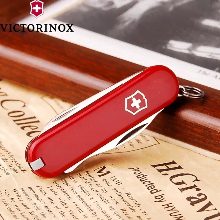 Складной нож с инструментами Victorinox Rally-4