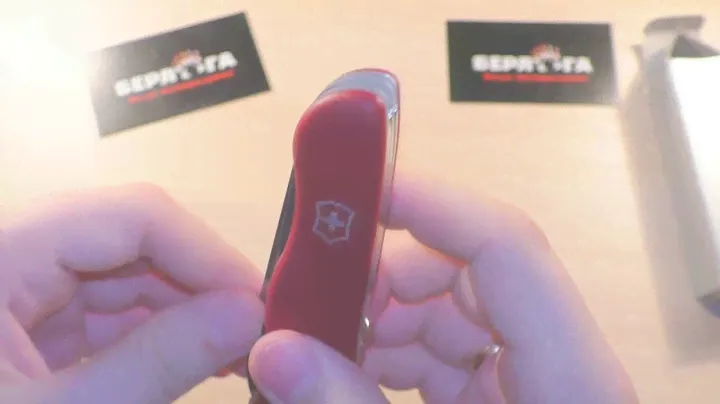 Victorinox 0.9023 OUTRIDER red