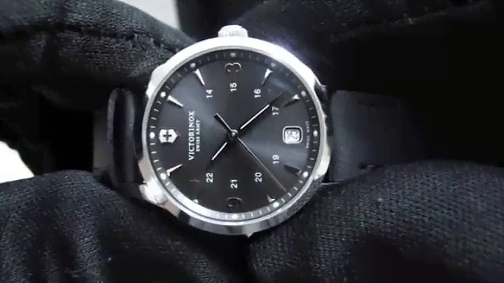 Обзор женских наручных часов Victorinox Alliance 241542