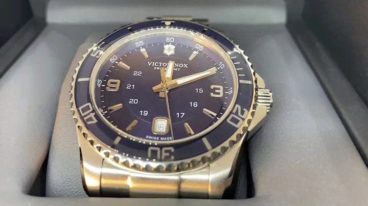 Victorinox Swiss Army Maverick GS Navy Dial Men's Swiss Quartz 43MM Watch 241602