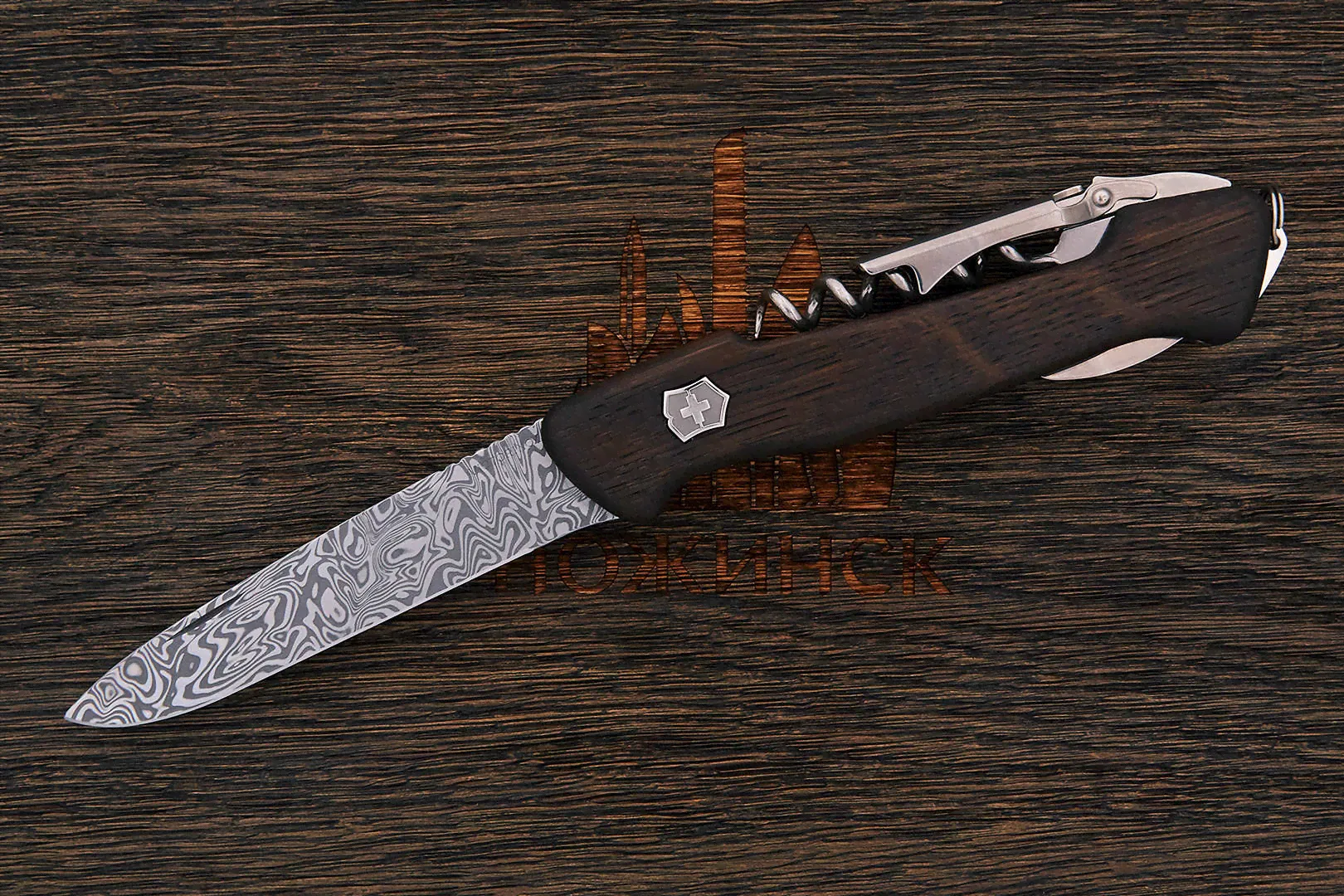 Складной нож Wine Master Damast 2019 от Victorinox | Артикул 0.9701.J19 Wine Master