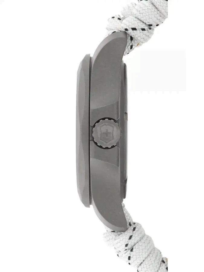 Victorinox 241772.1 I.N.O.X. Limited Edition Titanium Sky High-1