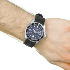Швейцарские наручные часы VICTORINOX MAVERICK LARGE 241698