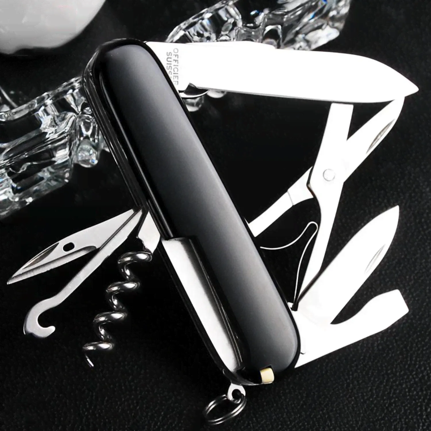 Нож VICTORINOX CLIMBER 1.3703.3-0