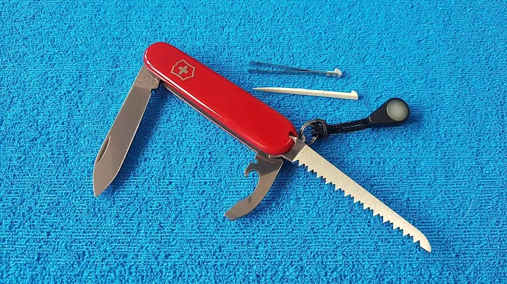 Victorinox Walker de 84mm: Minimalismo y ligereza para montaña.