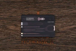 Дорожный маникюрный набор от Victorinox | Артикул 0.7133.T3