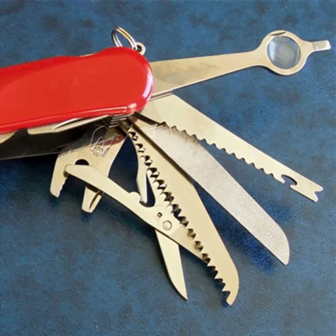 Нож VICTORINOX EVOLUTION 28 2.5383.E-0