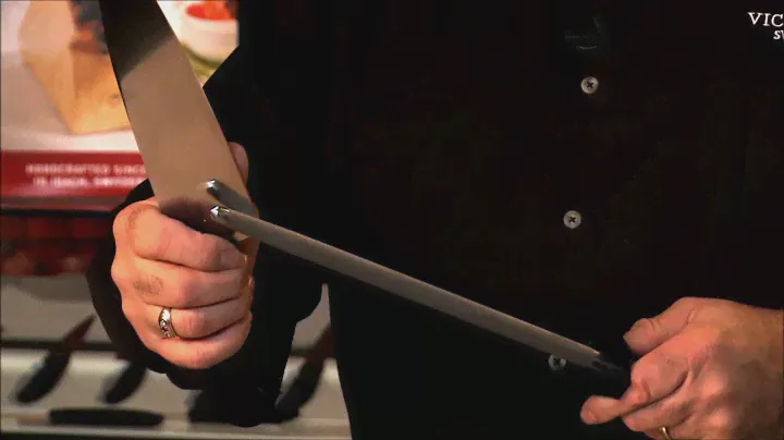 Victorinox Knife Sharpening Steel Honing Steel - Step to use