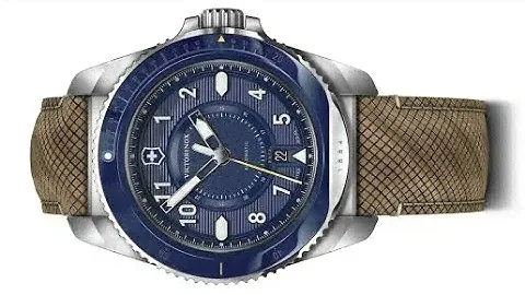 Victorinox Journey 1884 Automatic in Blue, 43 mm 241980.1 #victorinoxwatch #victorinox #swisswatch