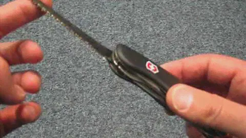 Bushcraft - Victorinox Trailmaster (Trekker) Review