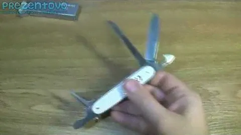 Швейцарский нож Victorinox Farmer Alox 0.8241.26