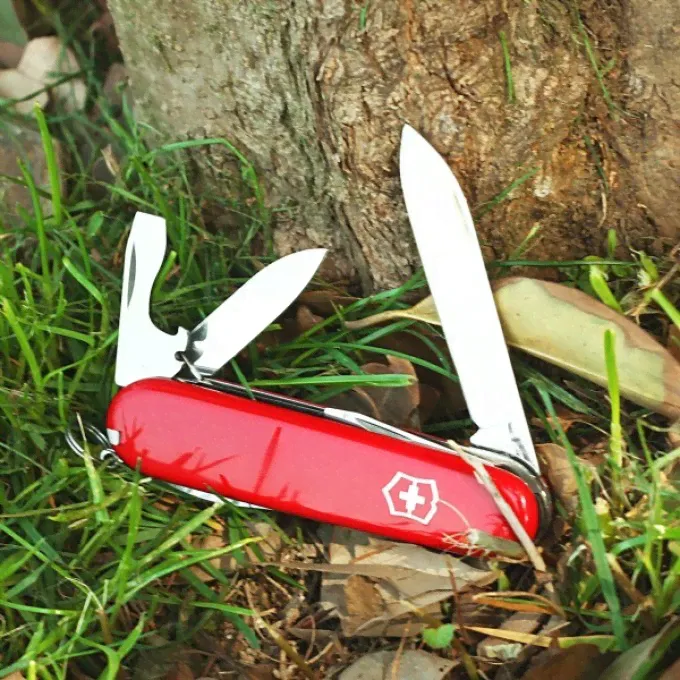 Нож VICTORINOX CAMPER 1.3613-2