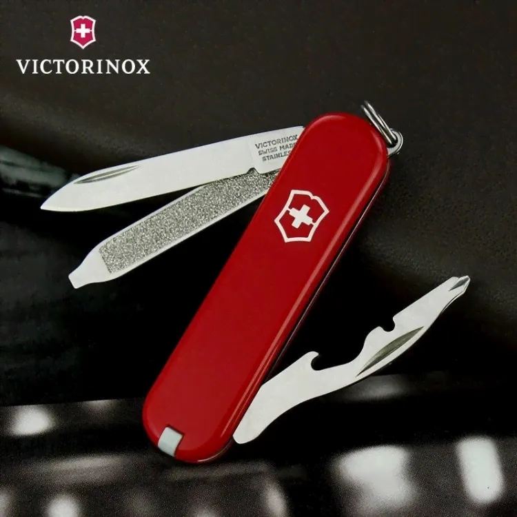 Складной нож с инструментами Victorinox Rally-1