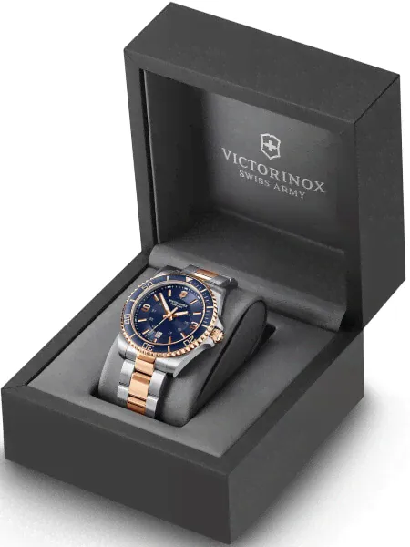 Часы Victorinox Maverick 43mm-4