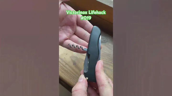 Victorinox Corkscrew for Staple Removal Lifehack no. 019 #victorinox #lifehack