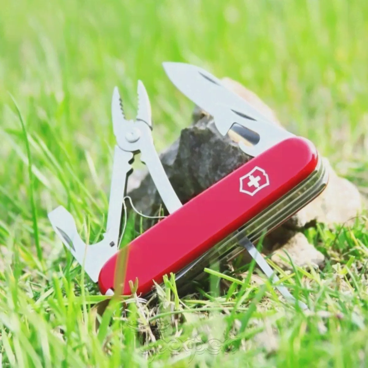 Нож 1.4723 VICTORINOX-1