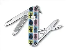 Нож-брелок Victorinox Classic Chanting Robots 7 функций