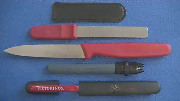 Точилки Victorinox обзор, сравнение, приемы работы.