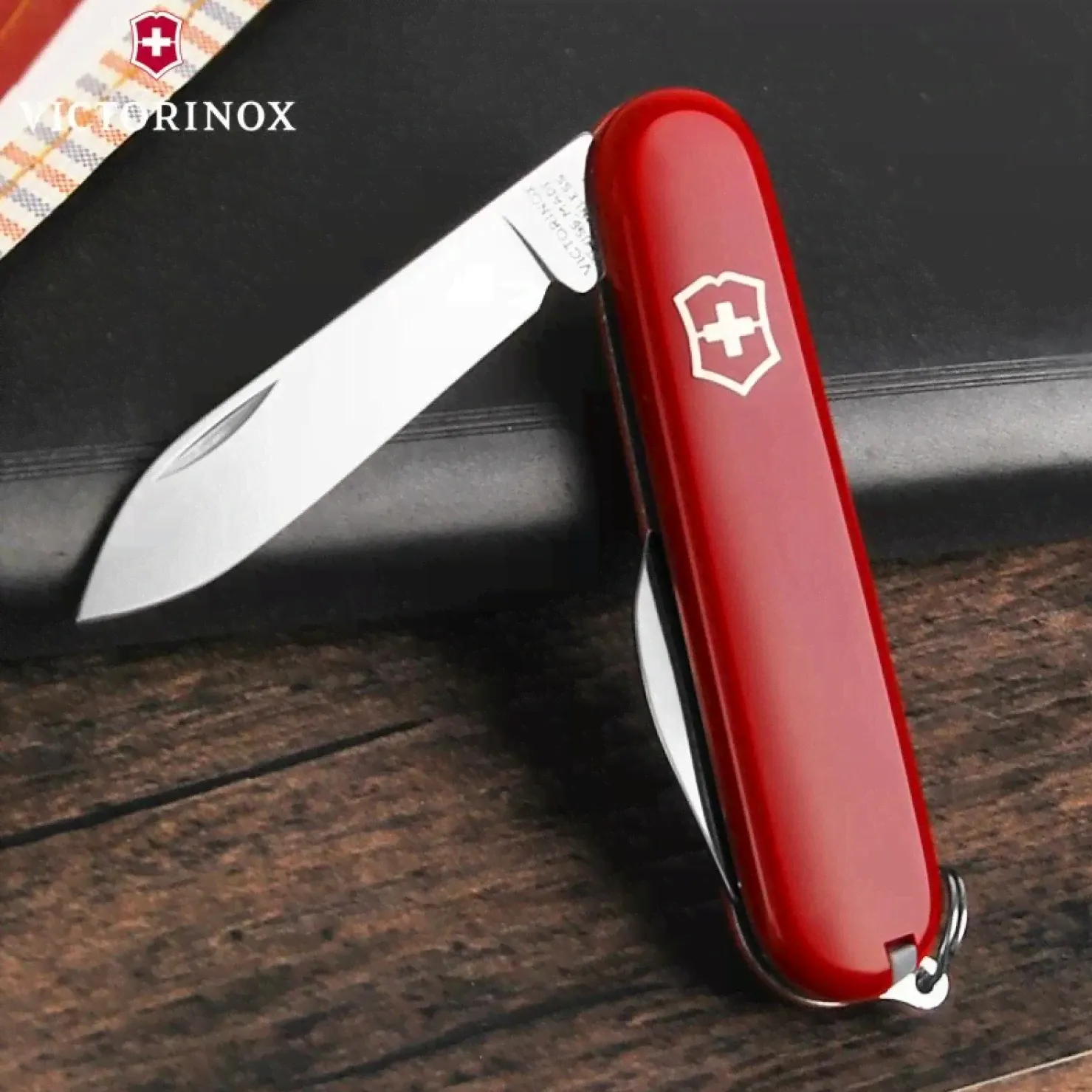 Нож Victorinox Bantam-1