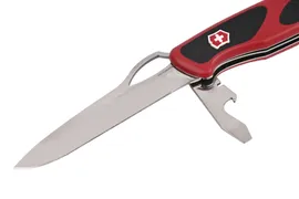 Нож Victorinox RangerGrip 61 130мм красно-черный