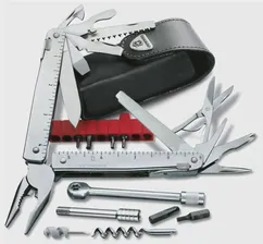 Victorinox 3.0339.L Мультитул SWISSTOOL PLUS в кожаном чехле