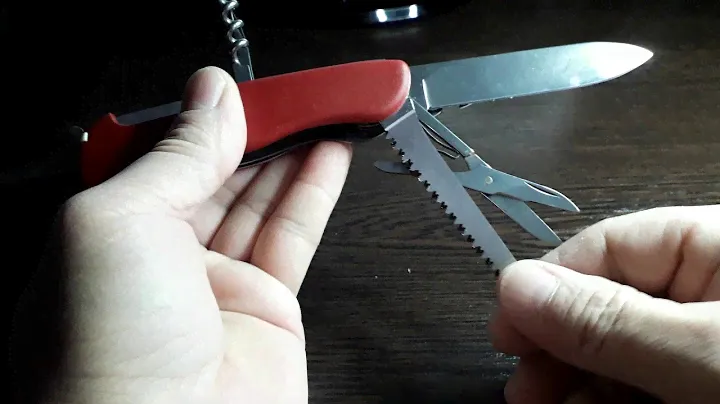 Обзор ножа VICTORINOX OUTRIDER 8513 .